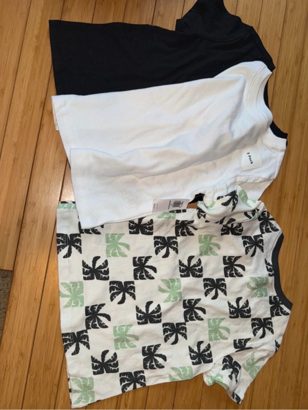 Old Navy Boys T-shirt Bundle